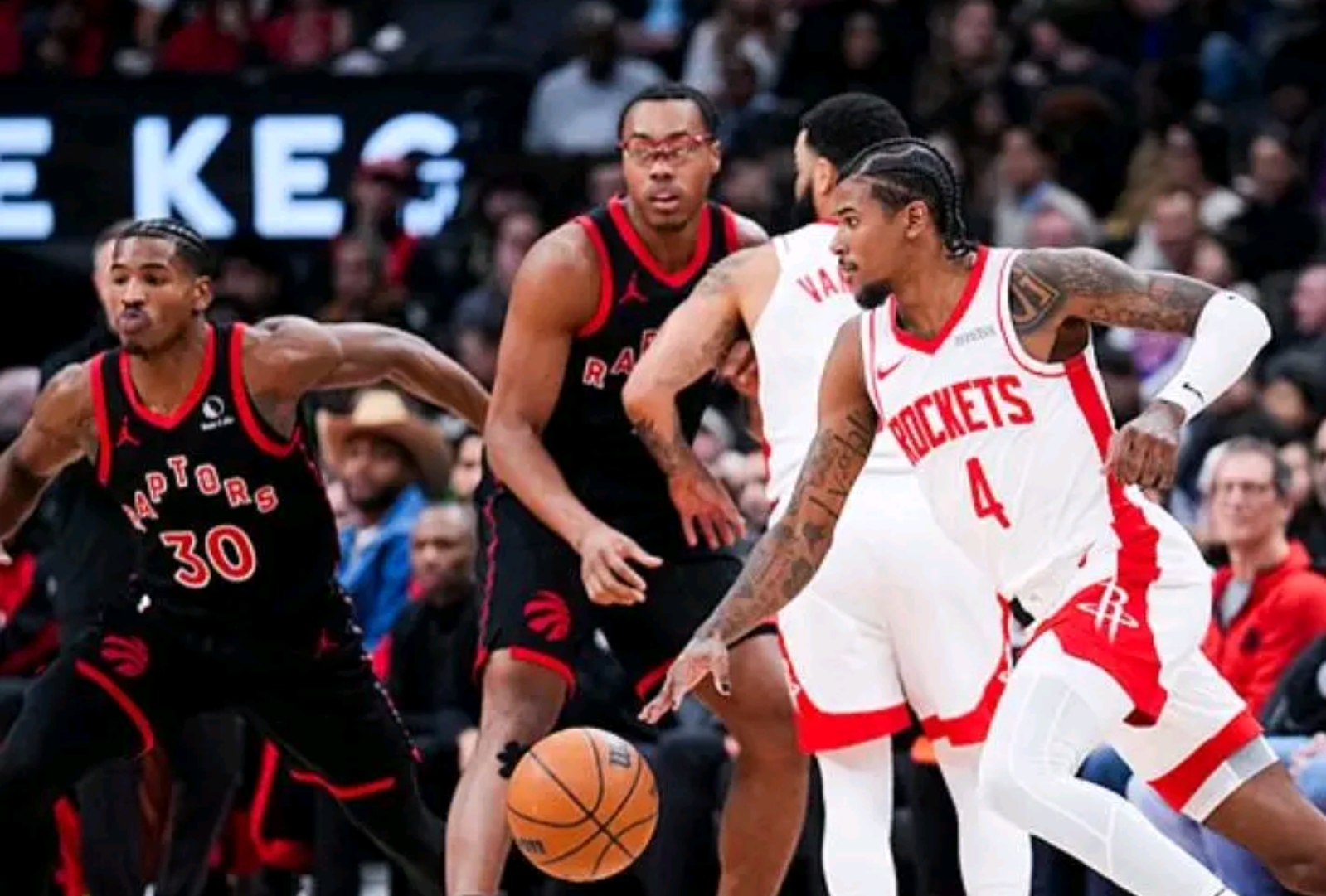 爱游戏在线-猛龙火箭大战，场上擦出激烈火花的简单介绍