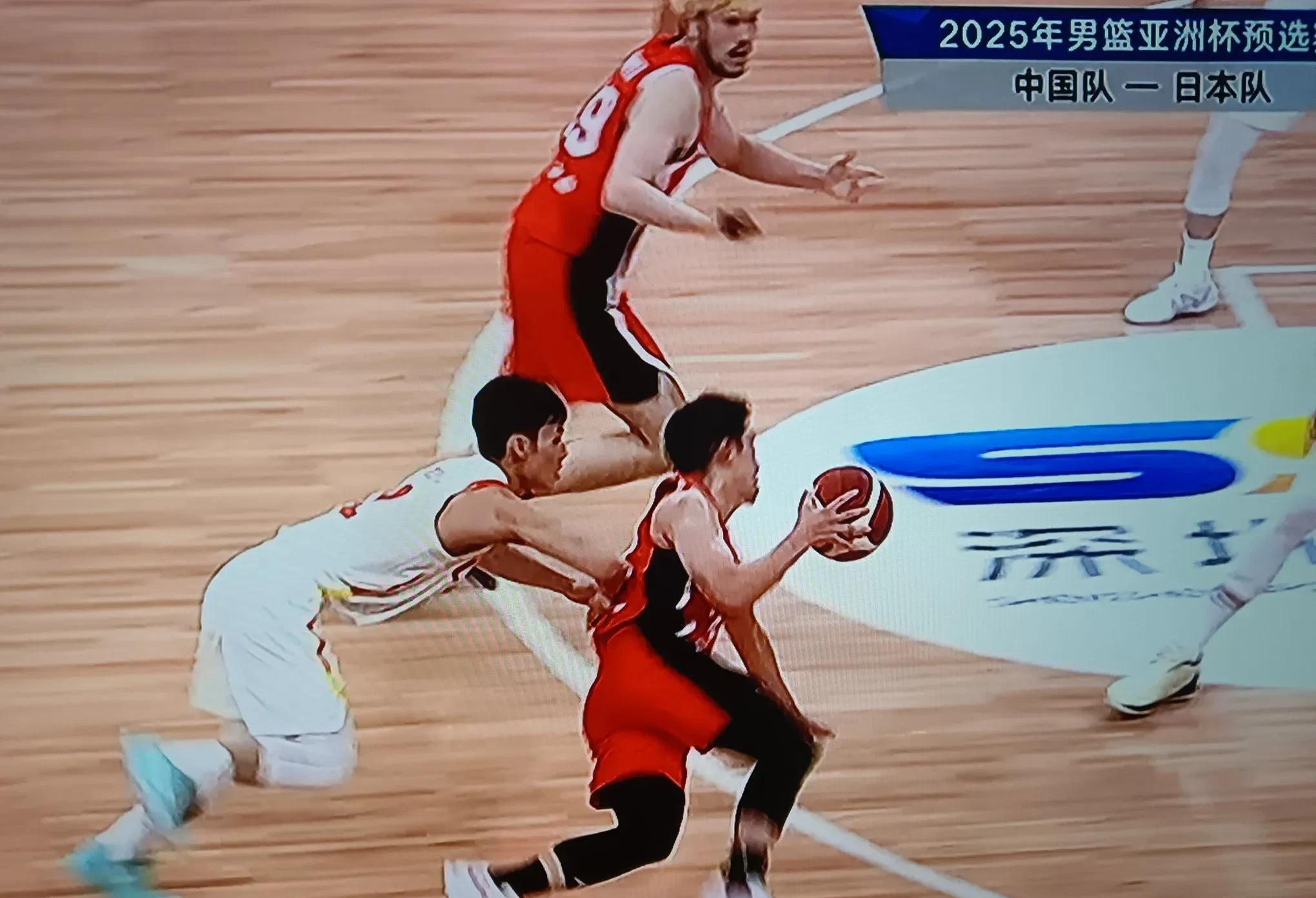 亚洲球队遭遇苦战,未能取胜 亚洲球队遭遇苦战,未能取胜