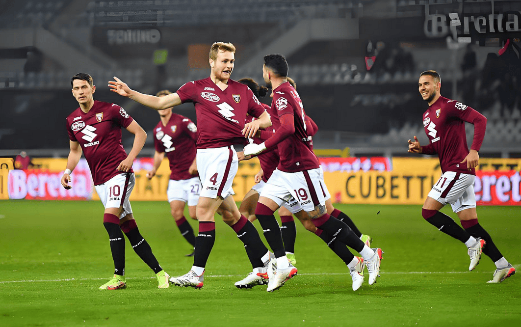 意甲联赛中一支球队取得胜利