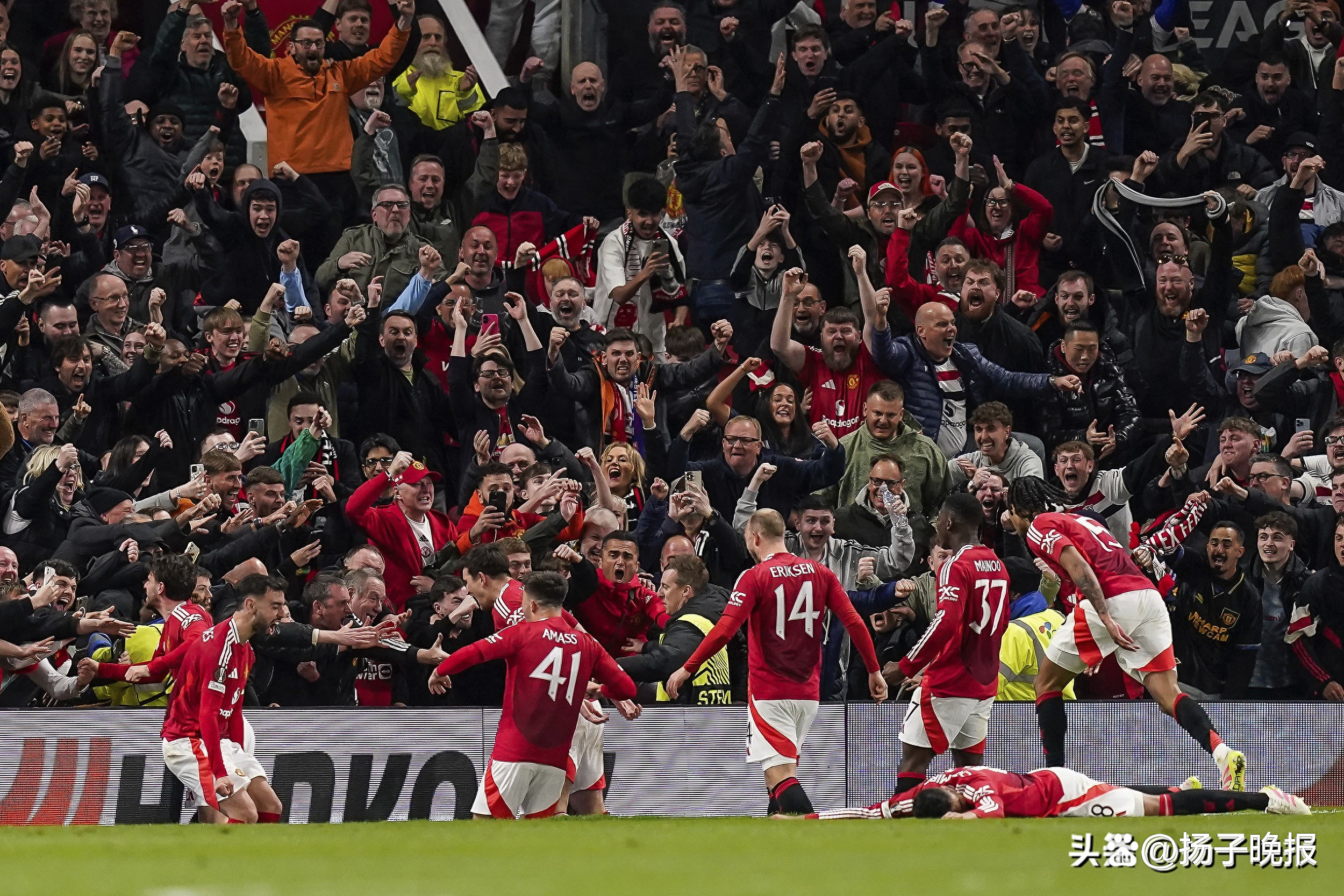 里昂客场绝杀周末豪门在赛场上频频踢球 里昂客场绝杀周末豪门在赛场上频频踢球