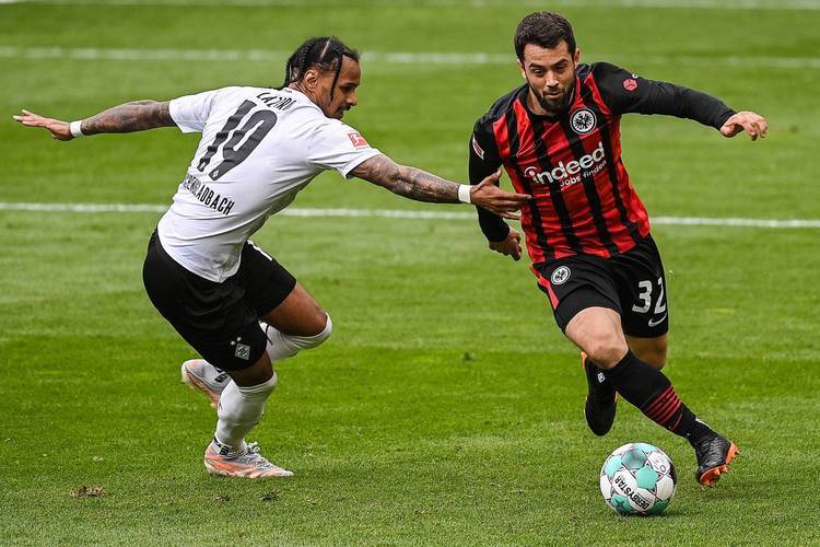 爱游戏体育官网-关于喀麦隆队对几内亚队展开激烈对决，势均力敌的信息