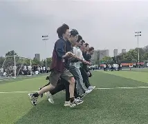 关于帕尔马球队全队齐心协力,决心赢得比赛的信息 关于帕尔马球队全队齐心协力,决心赢得比赛的信息