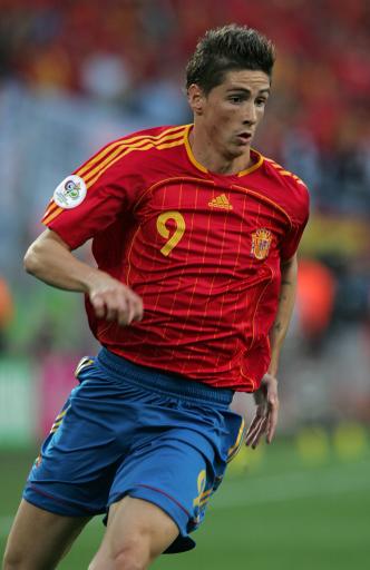 爱游戏官网网页版入口-西班牙选手荣获银牌，展现出色竞技水平