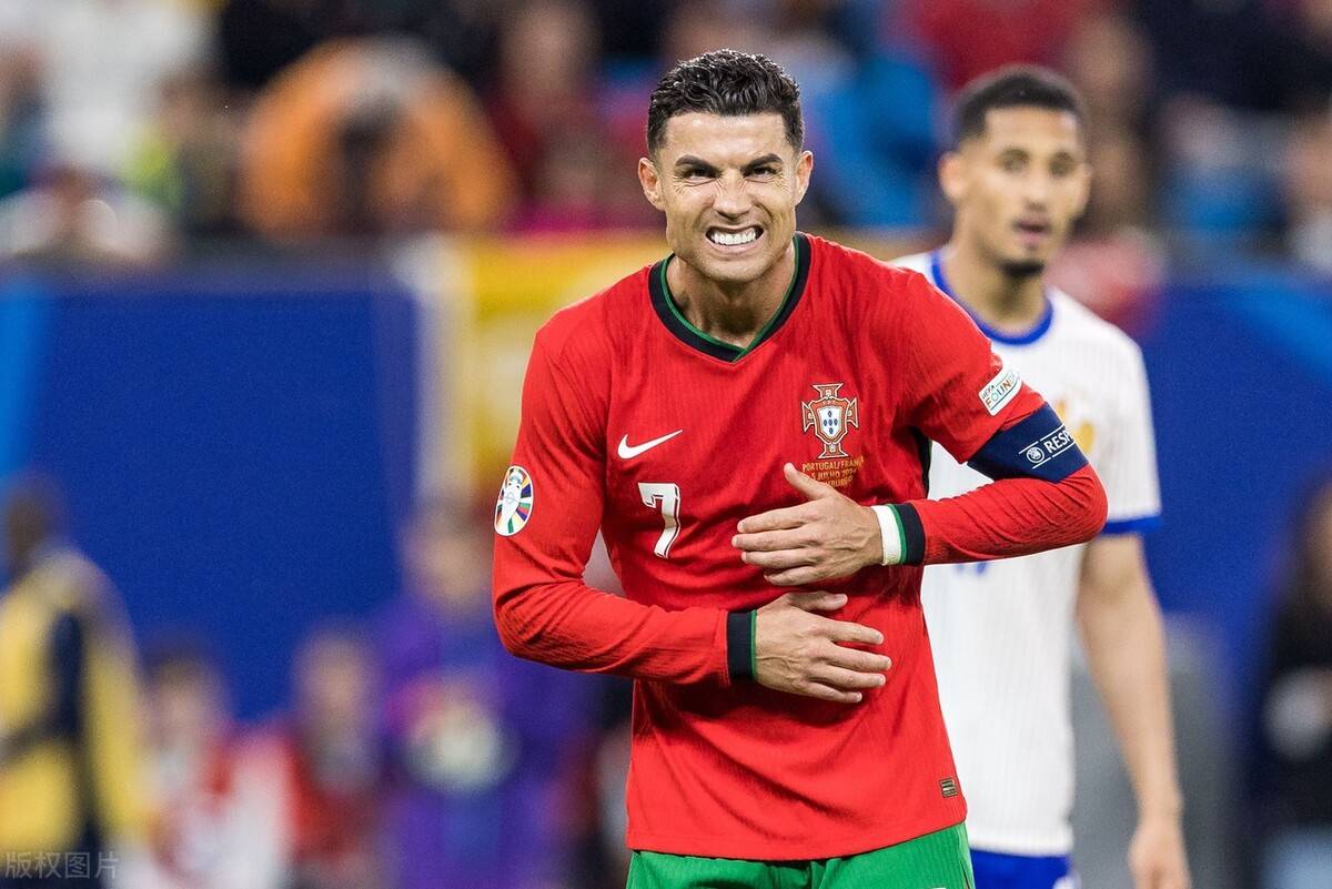 葡萄牙憾平克罗地亚,C罗独自进球难怪赛后颓废的简单介绍 葡萄牙憾平克罗地亚,C罗独自进球难怪赛后颓废的简单介绍