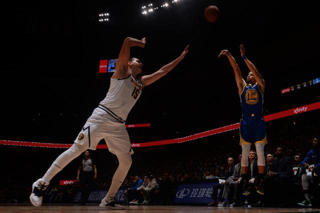 爱游戏入口-广州富力遭遇两连败，战绩下滑，球迷纷纷担忧的简单介绍