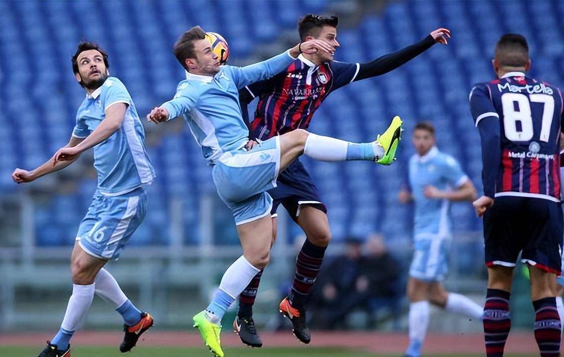 爱游戏app-埃弗顿快速击败水晶宫，豪取联赛四连胜攀升榜单的简单介绍