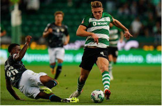 瑞典队冷静应对，赢得关键胜利