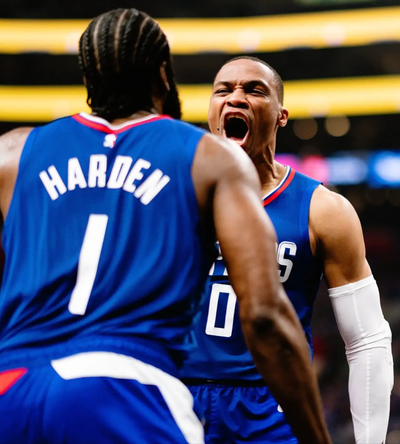 快船连胜独行侠,哈雷尔30+10 快船连胜独行侠,哈雷尔30+10