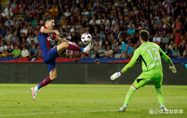 新晋球星登陆巴塞罗那,引发球迷狂热的简单介绍 新晋球星登陆巴塞罗那,引发球迷狂热的简单介绍